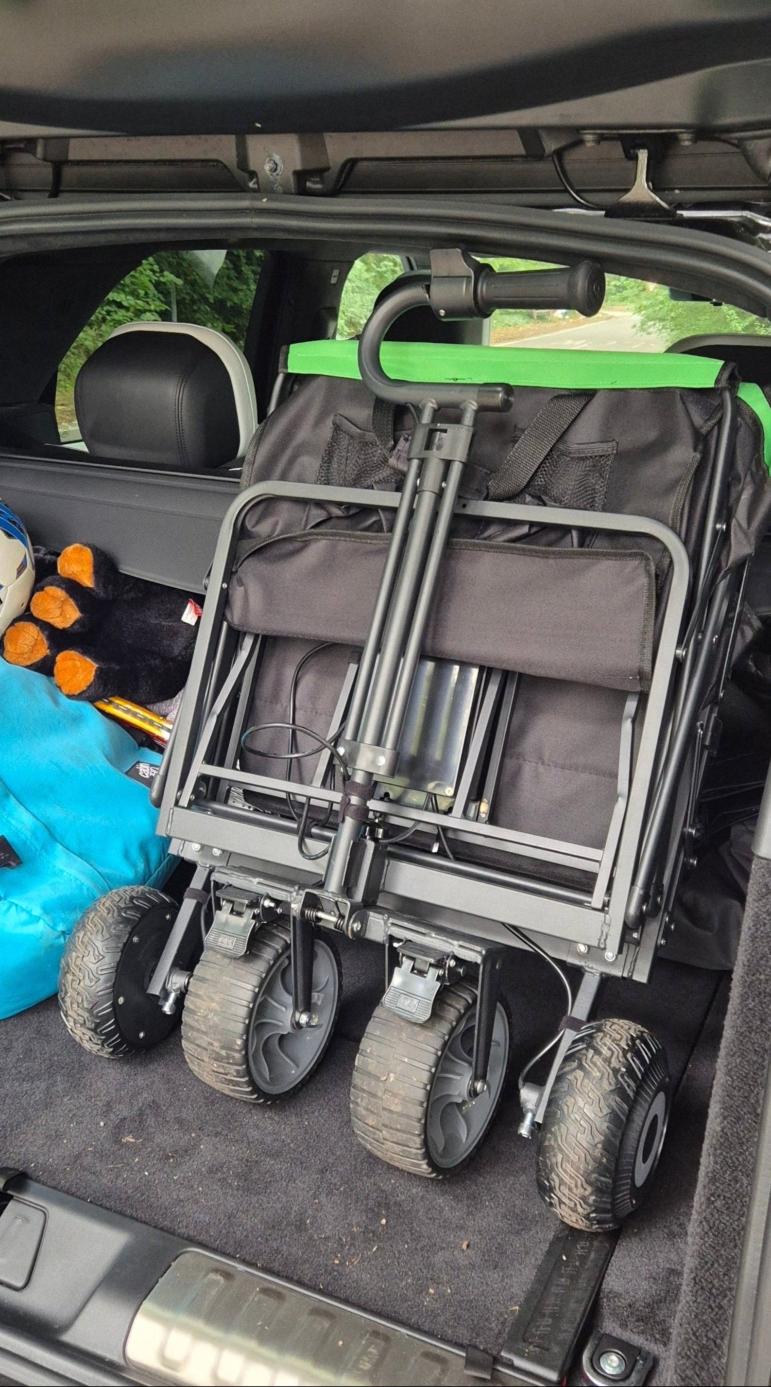 Folding camping wagon - electric